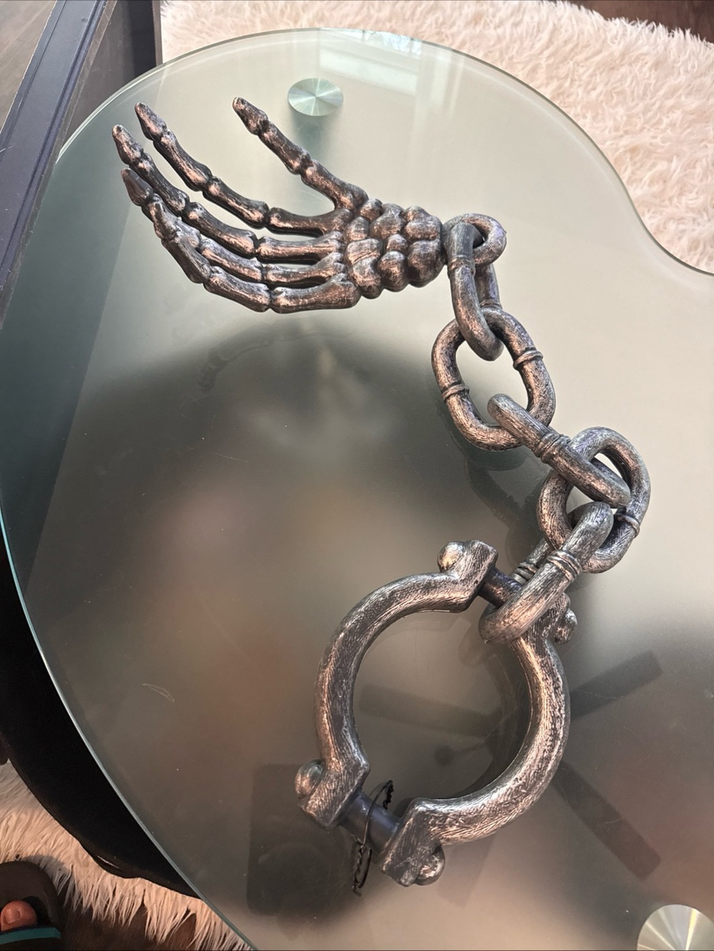 Plastic shackle chain Halloween prop decor scary